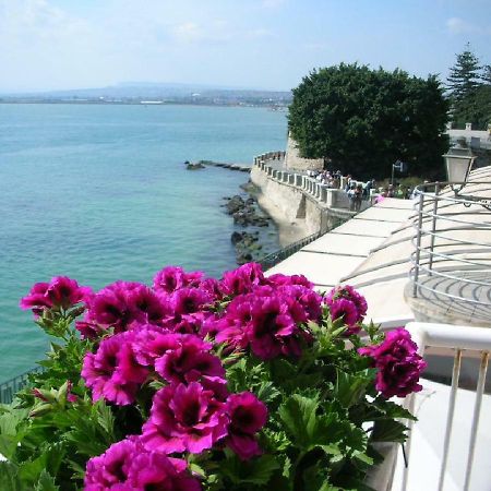 Casa Vistamare Alfeo Apartment Сиракуза Екстериор снимка